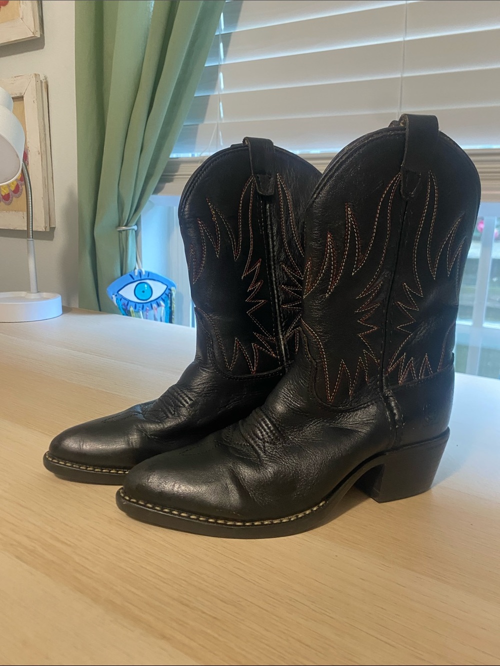 Kids size 1.5 Black Leather Western Cowboy Boots